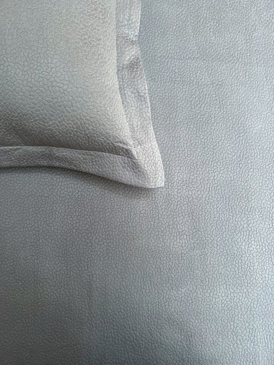 Pebble Light Grey Bedspread Set