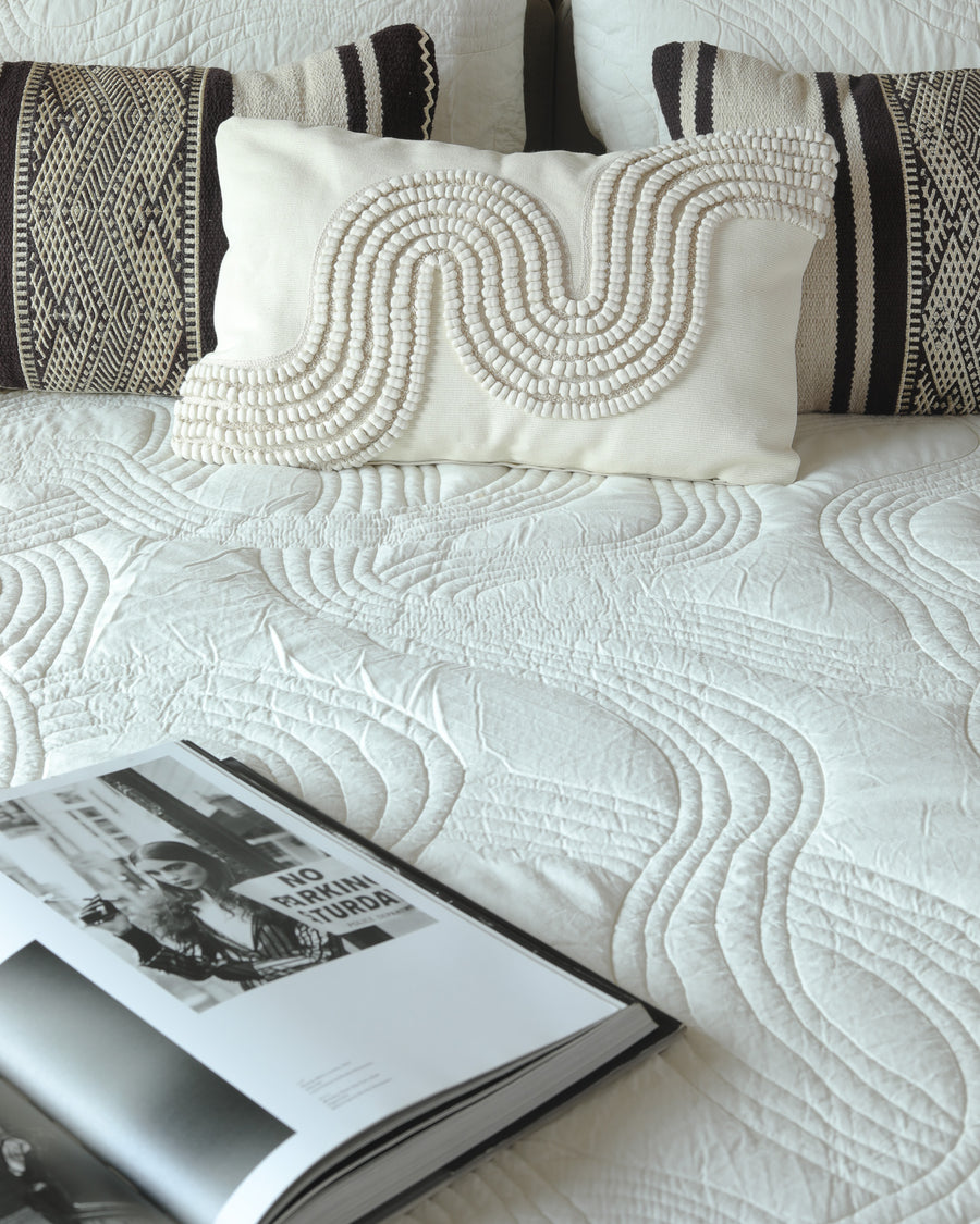 Shore Cream Quilted Bedspread  / Coverlet Set