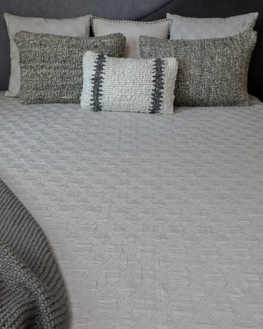 Celeste Light grey Bedspread Set