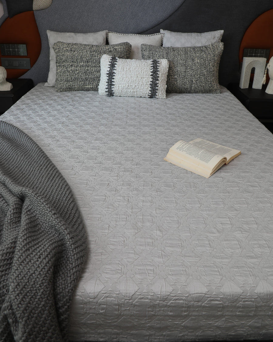 Celeste Light grey Bedspread Set