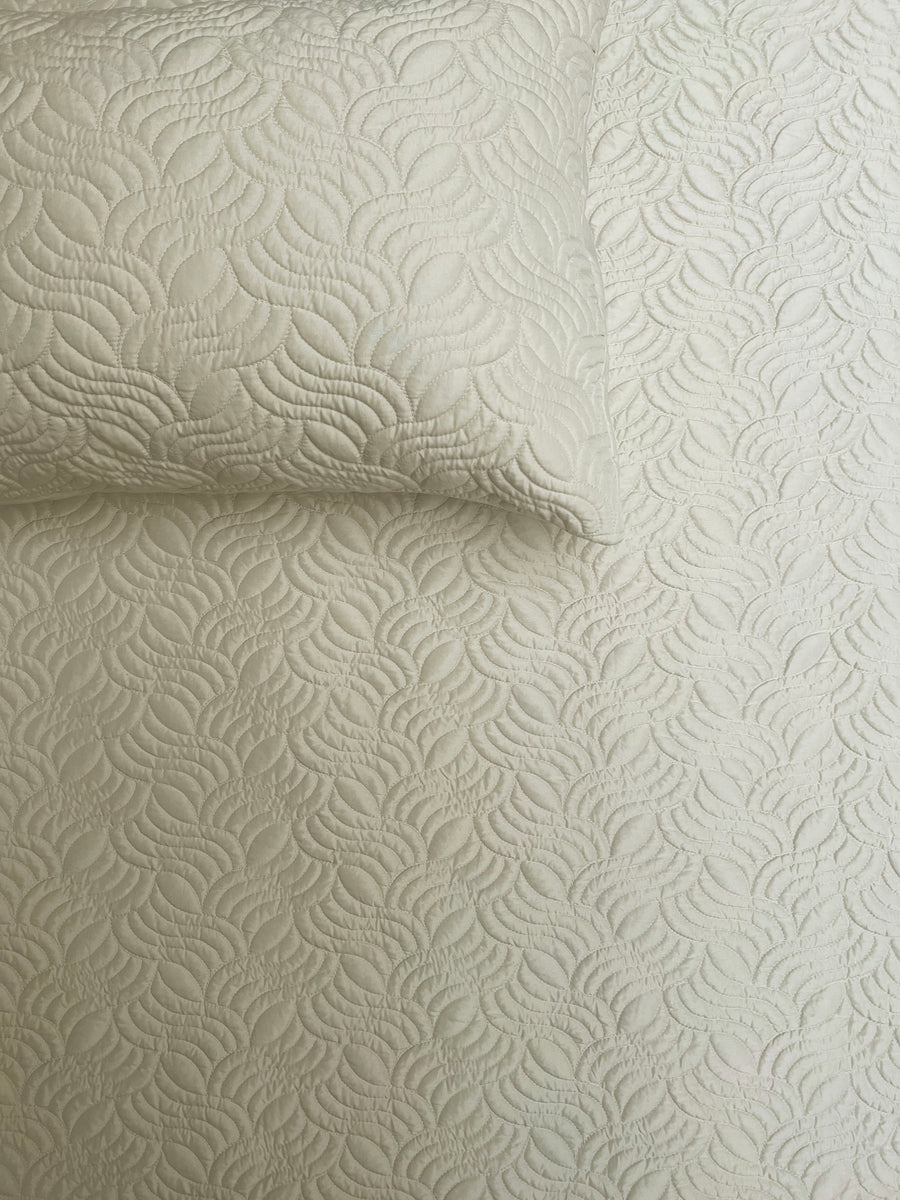 Casa Milky-Beige Quilted Bedspread / Coverlet Set