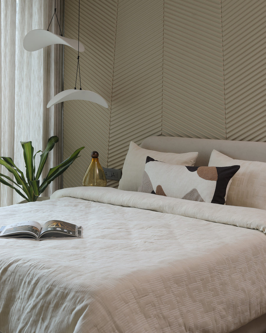 Echo Lines Day Duvet Cover