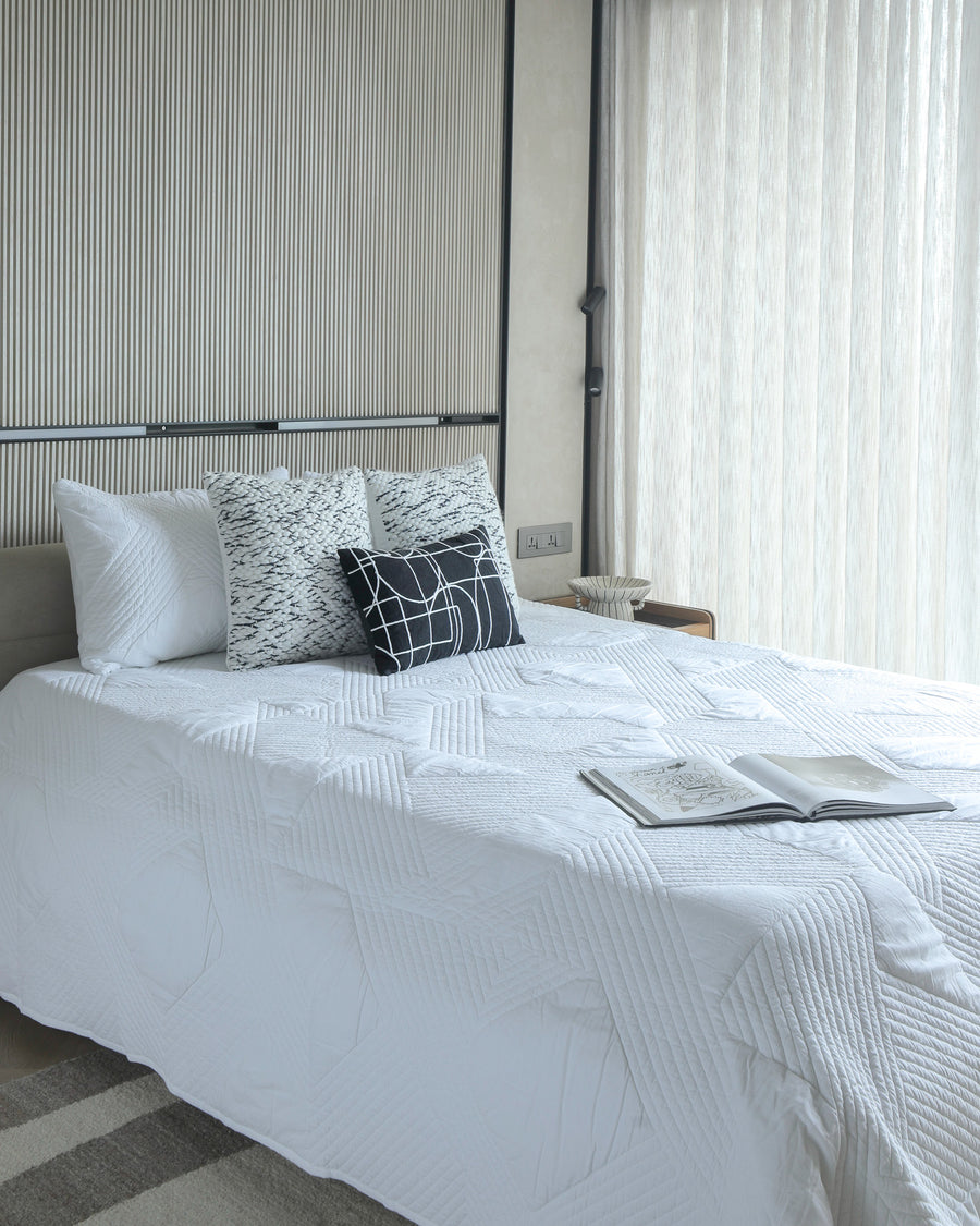 Ridge White Quilted Bedspread  / Coverlet Set