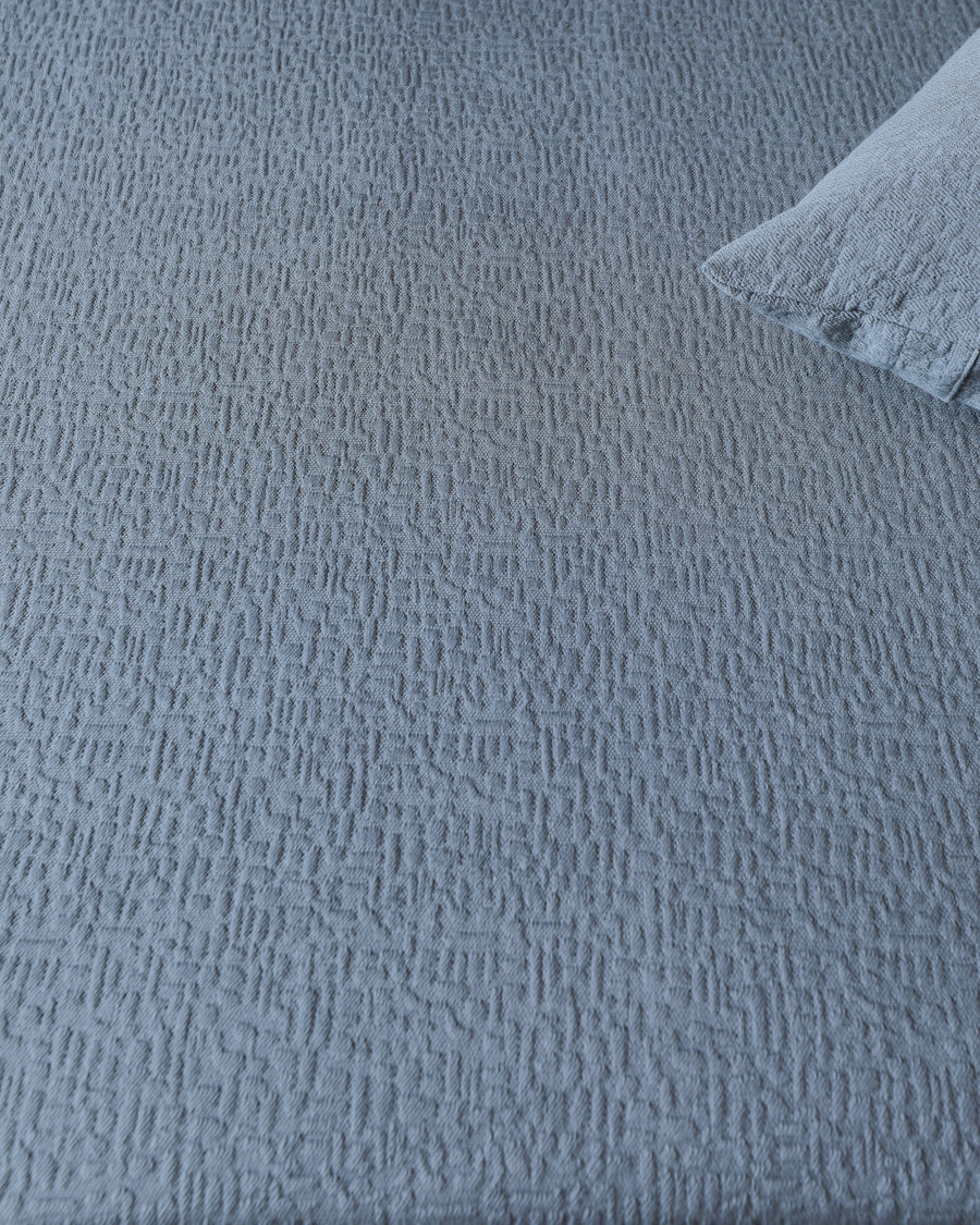 Urban Grid Bedspread Set