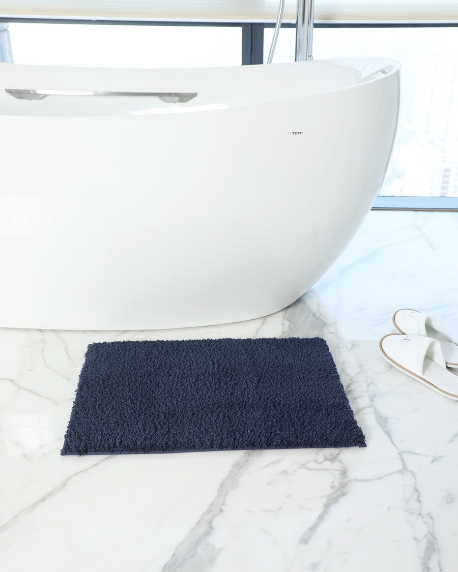 Stain-Resistant Plush Bathmat