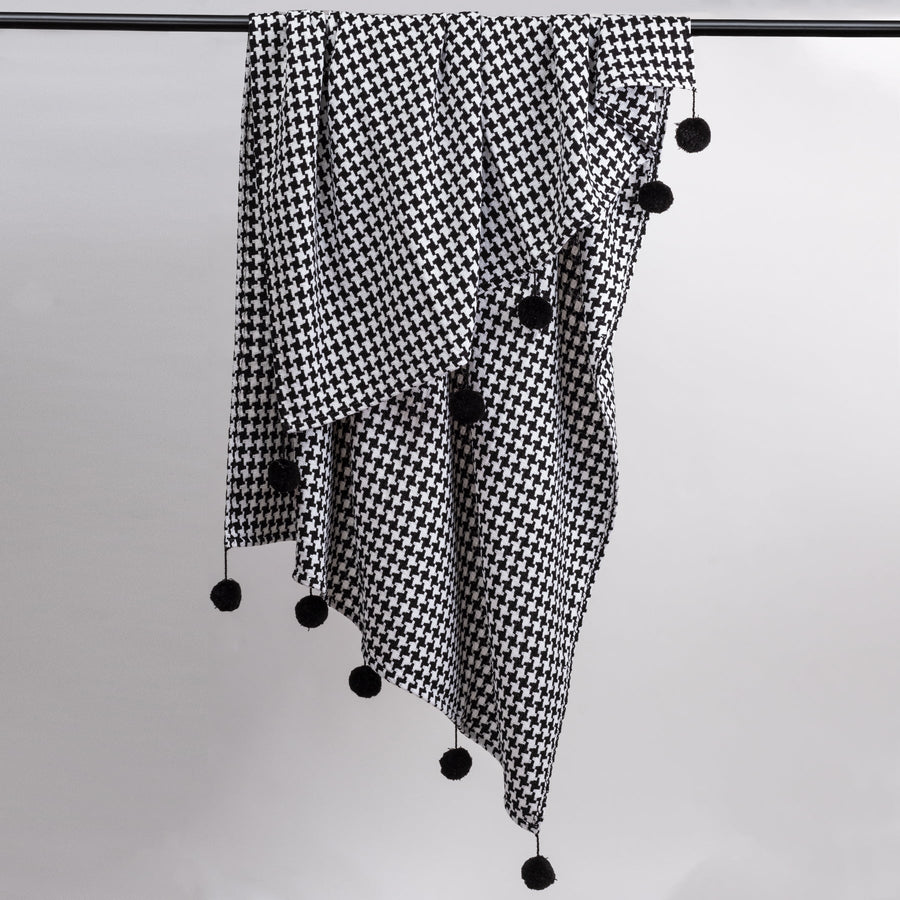 Houndstooth B&W Throw