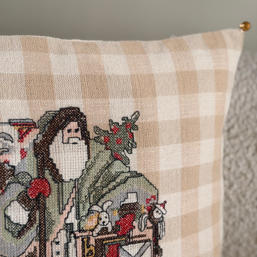 Tartan Cross Stich Santa Cushion cover