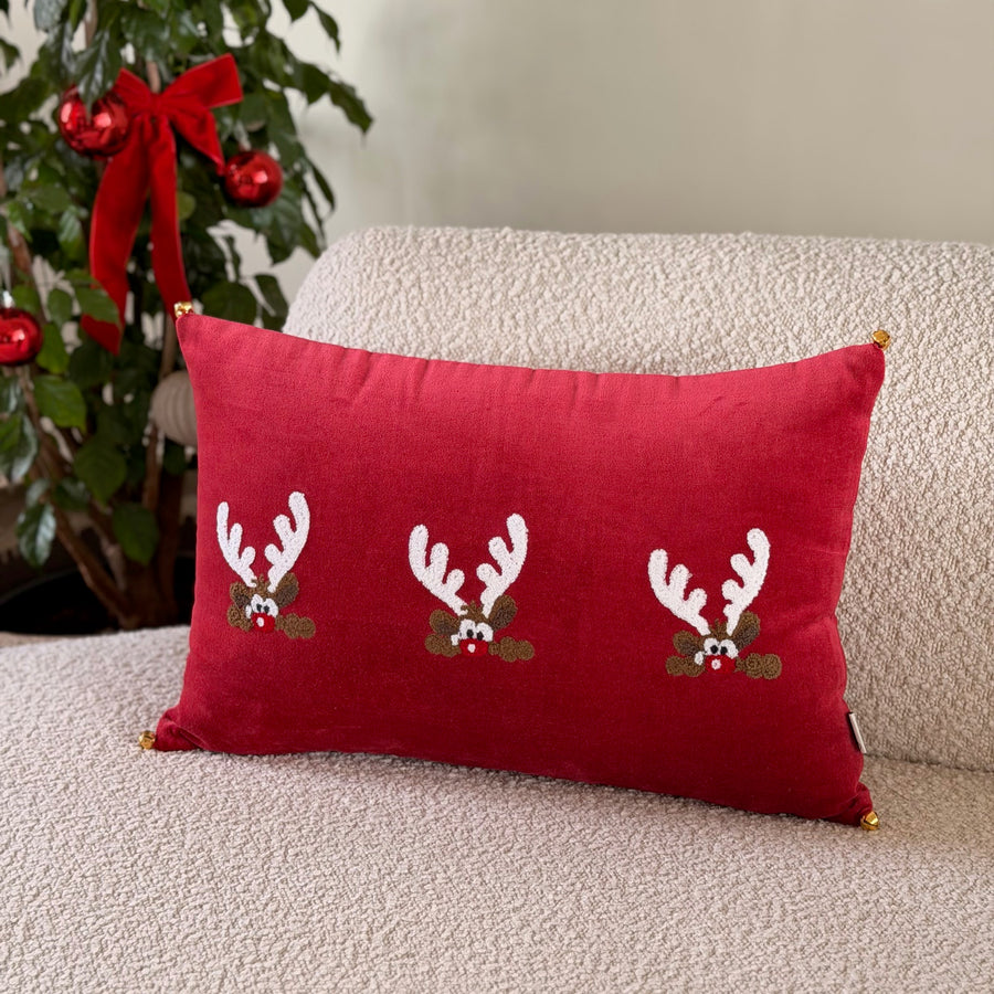 Reindeer cheer Cushion cover