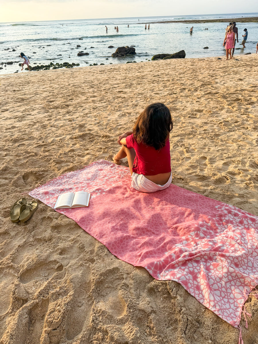 2-in-1 Beach Towel and Bag