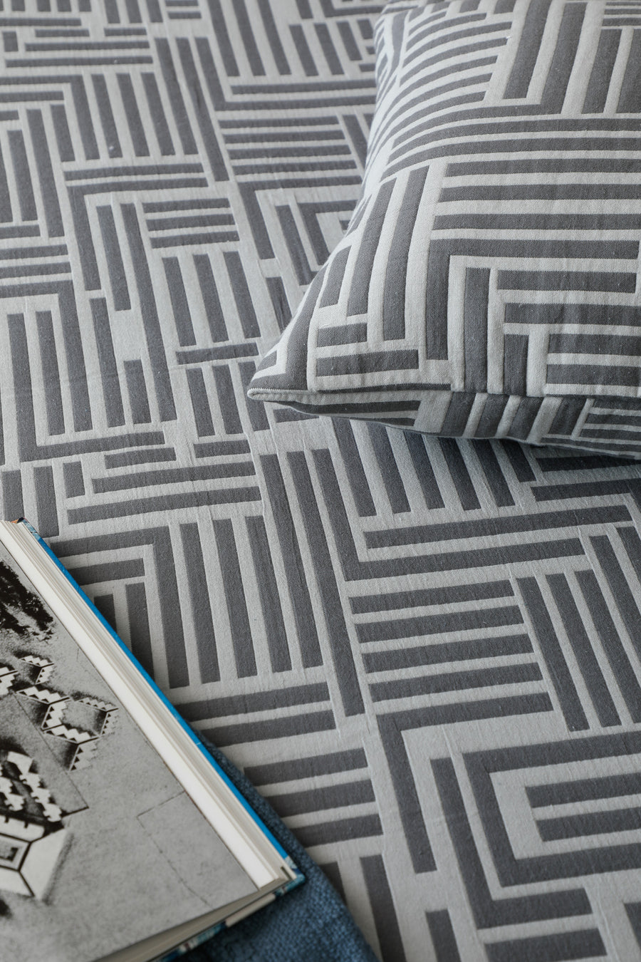 Dual Gray Maze Bedspread Set