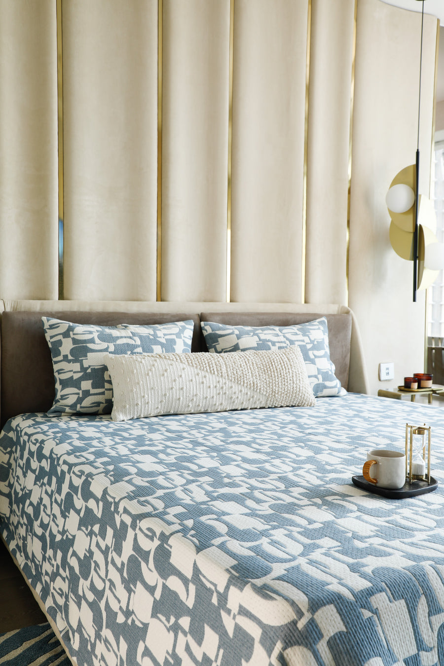 Reversible Neo Blue Bedspread Set