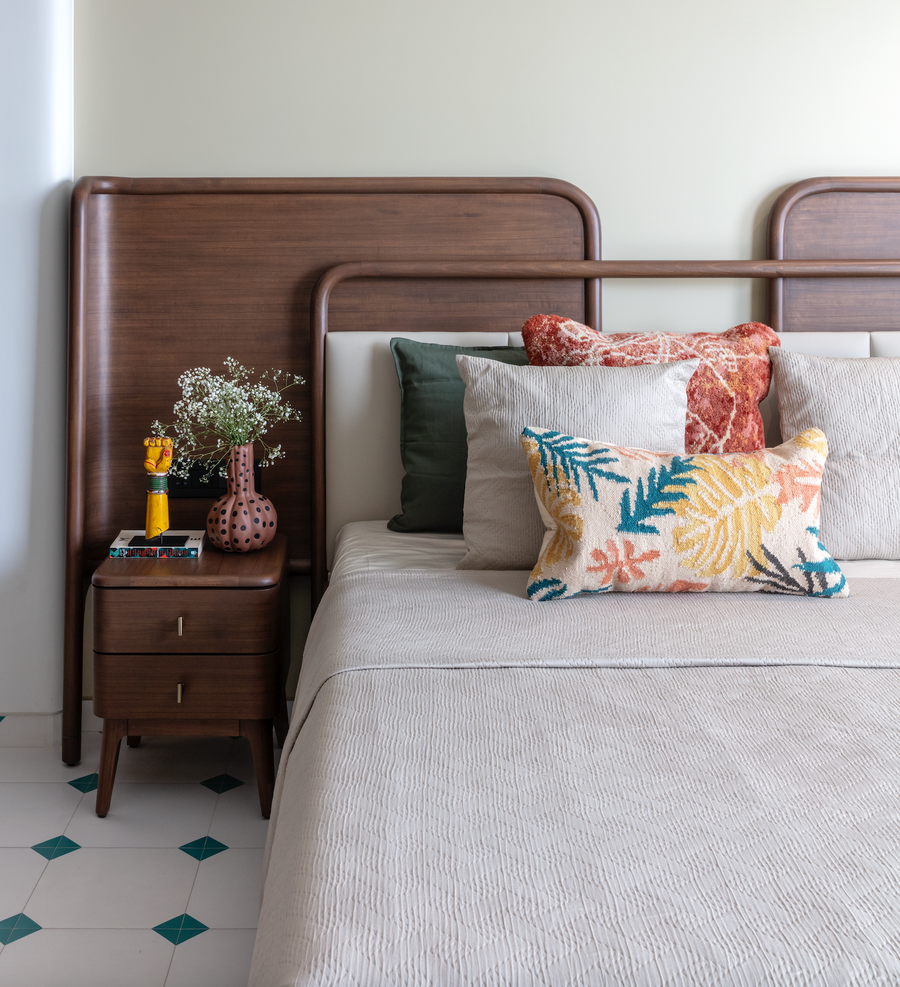 Kantha Brack Bedspread Set