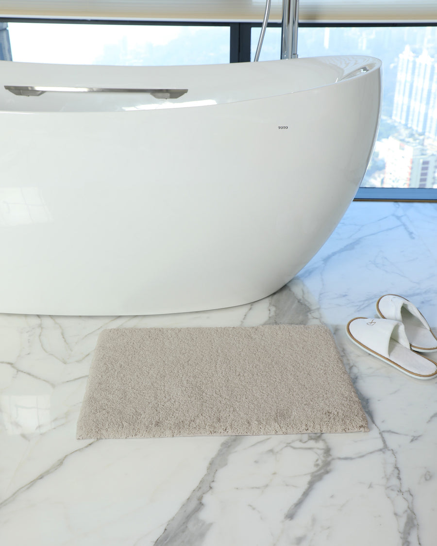 StainGuard Plush Bathmat