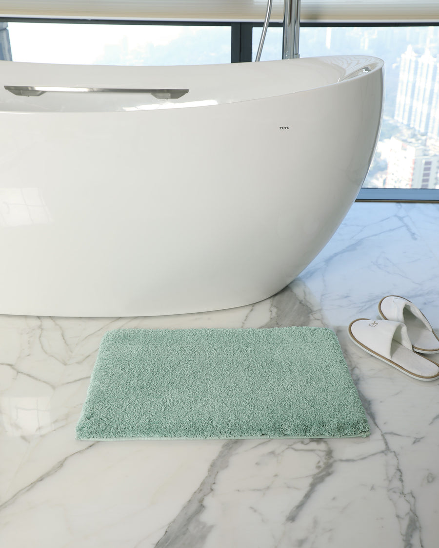 StainGuard Plush Bathmat