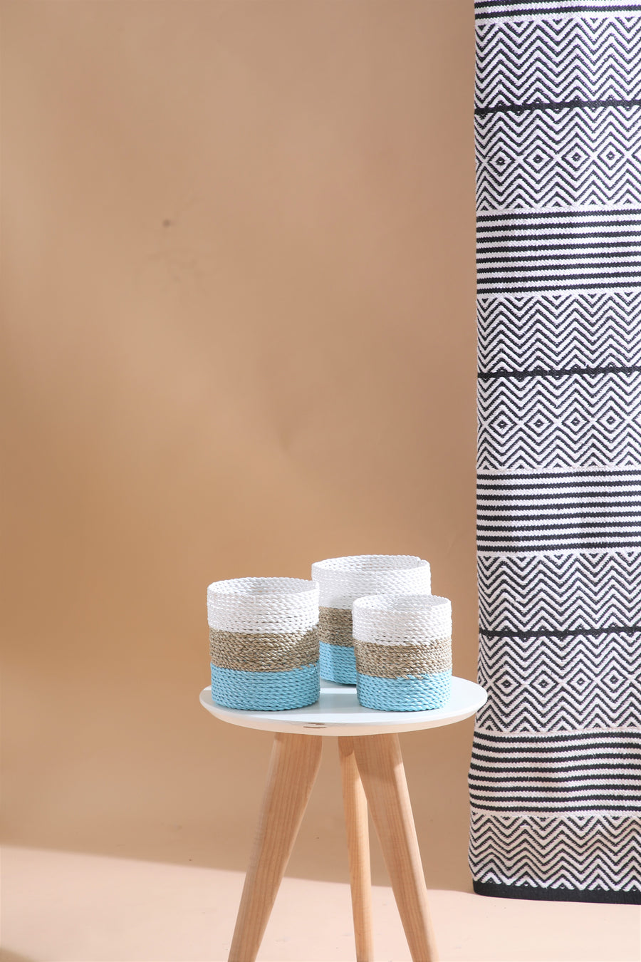 SEA WEED MINI BASKET BLUE WHITE MEDIUM