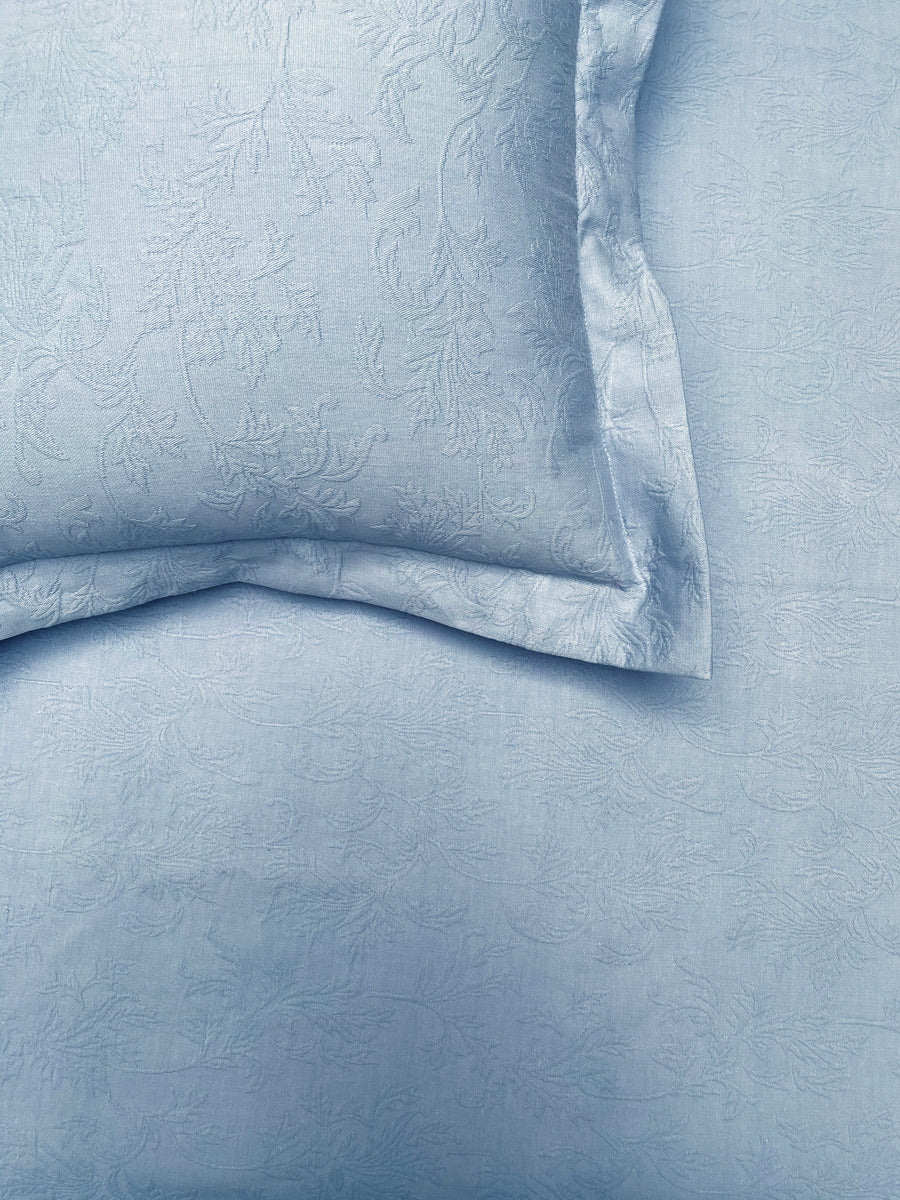 Elizabethan Baby-Blue Bedspread Set